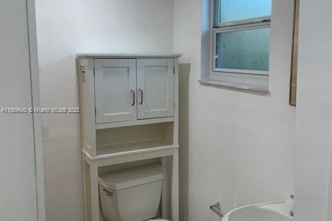Apartamento en alquiler en North Miami Beach, Florida, 1 dormitorio № 1920212 - foto 7