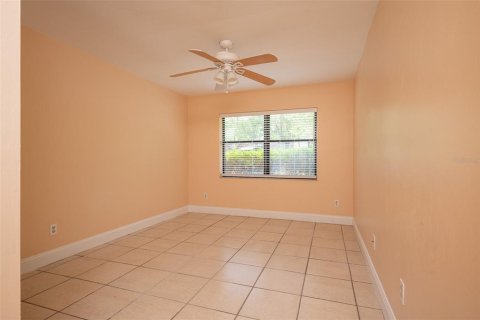 Touwnhouse à louer à Gainesville, Floride: 2 chambres, 86.31 m2 № 2101412 - photo 10