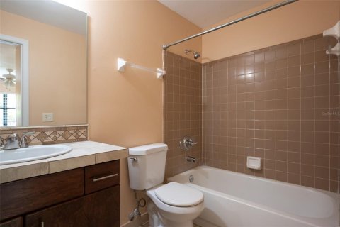 Touwnhouse à louer à Gainesville, Floride: 2 chambres, 86.31 m2 № 2101412 - photo 12