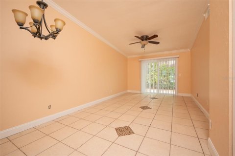 Touwnhouse à louer à Gainesville, Floride: 2 chambres, 86.31 m2 № 2101412 - photo 5
