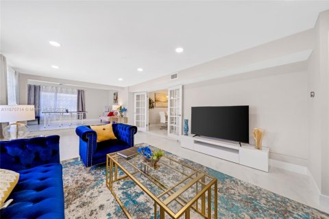 Casa en alquiler en Lauderdale-by-the-Sea, Florida, 4 dormitorios, 257.34 m2 № 2015798 - foto 23