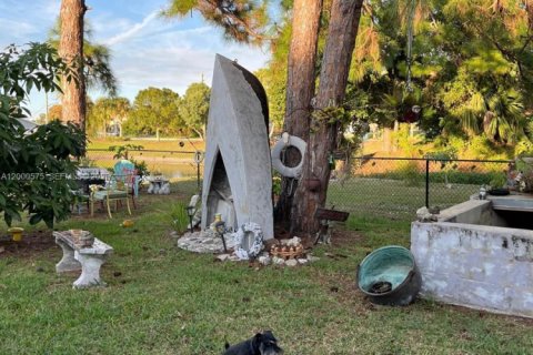 Villa ou maison à vendre à Port St. Lucie, Floride: 4 chambres, 159.79 m2 № 2064918 - photo 29