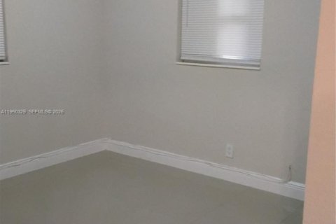 Купить виллу или дом в Форт-Лодердейл, Флорида 3 спальни, 94.2м2, № 2009393 - фото 28