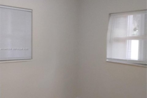 Купить виллу или дом в Форт-Лодердейл, Флорида 3 спальни, 94.2м2, № 2009393 - фото 27