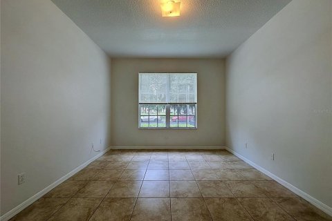 Touwnhouse à louer à Kissimmee, Floride: 3 chambres, 170.75 m2 № 2416255 - photo 18