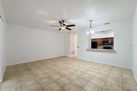 Touwnhouse à louer à Kissimmee, Floride: 3 chambres, 170.75 m2 № 2416255 - photo 9