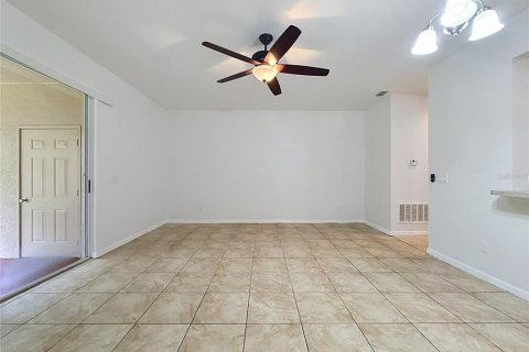 Touwnhouse à louer à Kissimmee, Floride: 3 chambres, 170.75 m2 № 2416255 - photo 13