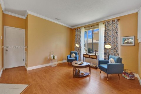 Купить виллу или дом в Мирамар, Флорида 5 спален, 295.43м2, № 2041298 - фото 8