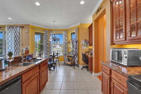 Купить виллу или дом в Мирамар, Флорида 5 спален, 295.43м2, № 2041298 - фото 22