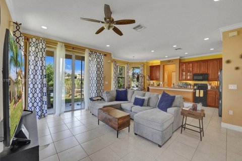 Купить виллу или дом в Мирамар, Флорида 5 спален, 295.43м2, № 2041298 - фото 15