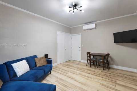 Copropriété à louer à Miami Beach, Floride: 33.82 m2 № 1977377 - photo 7