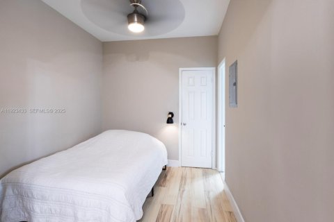 Copropriété à louer à Miami Beach, Floride: 33.82 m2 № 1977377 - photo 12