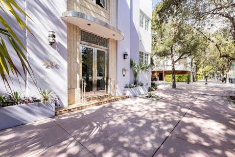 Copropriété à louer à Miami Beach, Floride: 33.82 m2 № 1977377 - photo 2