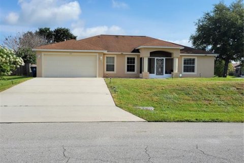 House in Palm Bay, Florida 3 bedrooms, 193.24 sq.m. № 2227101