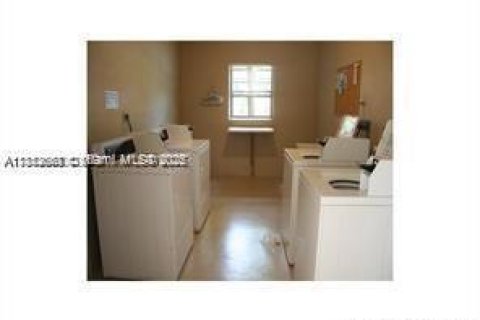 Condo in Davie, Florida, 1 bedroom  № 1871582 - photo 14