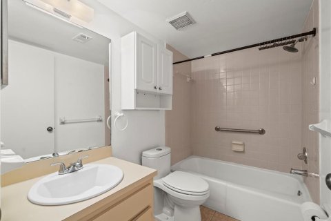 Condominio en venta en Tampa, Florida, 2 dormitorios, 103.12 m2 № 1803140 - foto 27