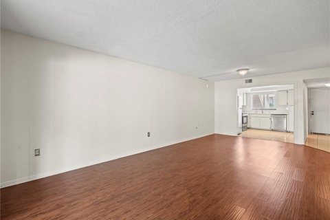 Condominio en venta en Tampa, Florida, 2 dormitorios, 103.12 m2 № 1803140 - foto 14