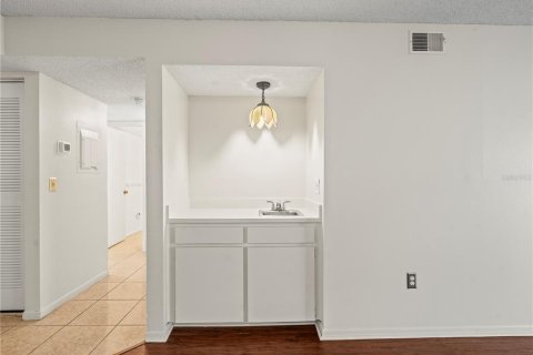 Condominio en venta en Tampa, Florida, 2 dormitorios, 103.12 m2 № 1803140 - foto 10