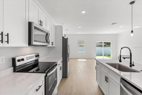 House in Ocala, Florida 4 bedrooms, 173.26 sq.m. № 1773962 - photo 8