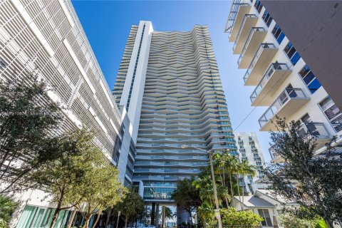 Condominio en alquiler en Miami, Florida, 3 dormitorios, 129.6 m2 № 1974008 - foto 25