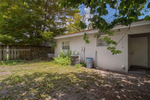 Condo in Palmetto Bay, Florida, 2 bedrooms  № 1828195 - photo 21