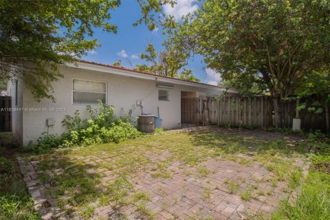 Condo in Palmetto Bay, Florida, 2 bedrooms  № 1828195 - photo 22