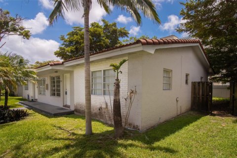 Condo in Palmetto Bay, Florida, 2 bedrooms  № 1828195 - photo 5
