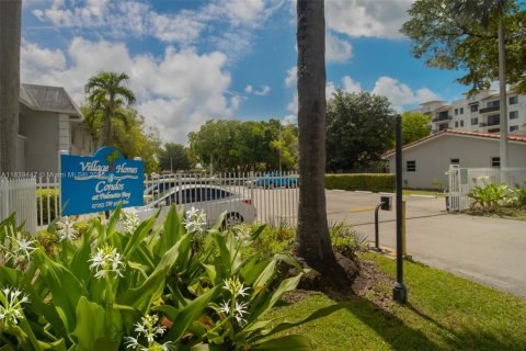 Condo in Palmetto Bay, Florida, 2 bedrooms  № 1828195 - photo 3