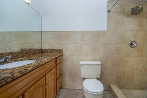 Condo in Palmetto Bay, Florida, 2 bedrooms  № 1828195 - photo 13