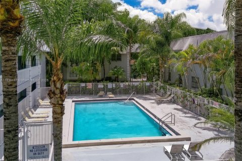 Condo in Palmetto Bay, Florida, 2 bedrooms  № 1828195 - photo 28