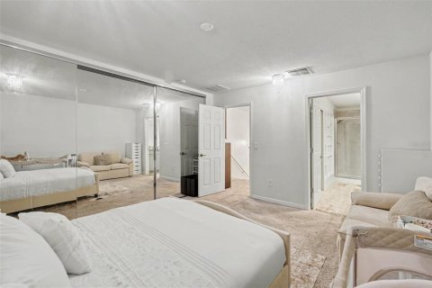 Townhouse in Tampa, Florida 2 bedrooms, 147.53 sq.m. № 2207084 - photo 21