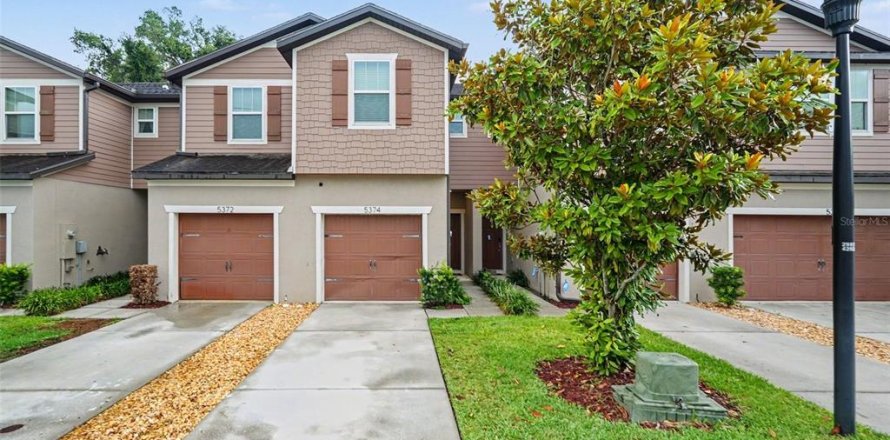 Townhouse in Tampa, Florida 2 bedrooms, 147.53 sq.m. № 2207084