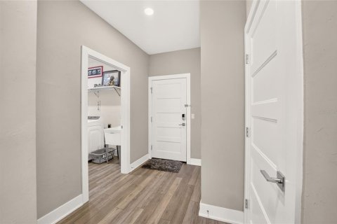 Townhouse in Gainesville, Florida 3 bedrooms, 216.56 sq.m. № 2324939 - photo 14