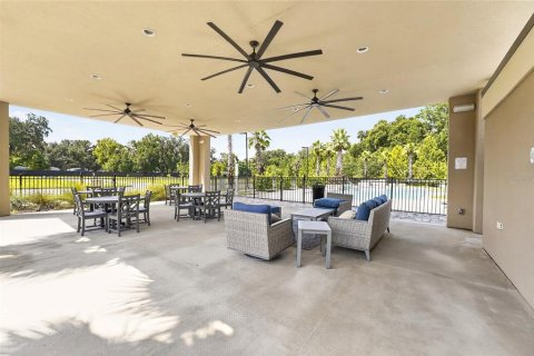 Townhouse in Gainesville, Florida 3 bedrooms, 216.56 sq.m. № 2324939 - photo 5