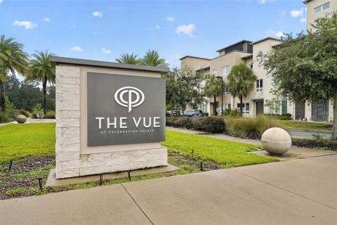 Townhouse in Gainesville, Florida 3 bedrooms, 216.56 sq.m. № 2324939 - photo 2