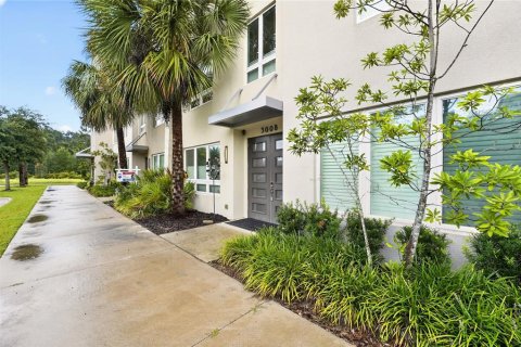Townhouse in Gainesville, Florida 3 bedrooms, 216.56 sq.m. № 2324939 - photo 7