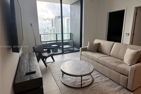 Condo in Miami, Florida, 1 bedroom  № 2065095 - photo 3