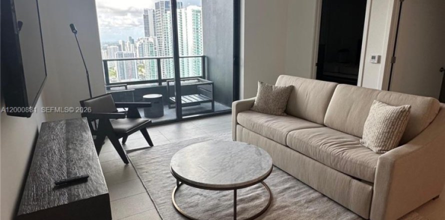 Condo in Miami, Florida, 1 bedroom  № 2065095