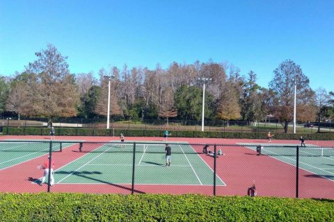 Condo in Palm Harbor, Florida, 2 bedrooms № 2222162 - photo 12