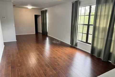 Condo in Palm Harbor, Florida, 2 bedrooms № 2222162 - photo 2