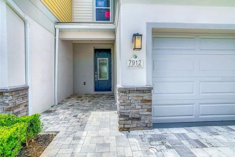 Townhouse in Four Corners, Florida 3 bedrooms, 158.31 sq.m. № 1649384 - photo 3