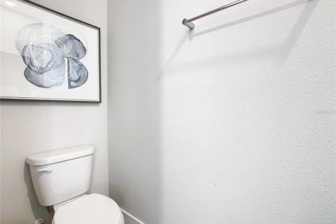 Townhouse in Four Corners, Florida 3 bedrooms, 158.31 sq.m. № 1649384 - photo 17