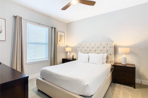 Townhouse in Four Corners, Florida 3 bedrooms, 158.31 sq.m. № 1649384 - photo 14