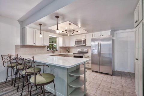 Villa ou maison à vendre à Belle Isle, Floride: 3 chambres, 166.85 m2 № 2329587 - photo 3