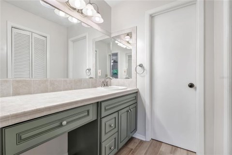 Villa ou maison à vendre à Belle Isle, Floride: 3 chambres, 166.85 m2 № 2329587 - photo 18