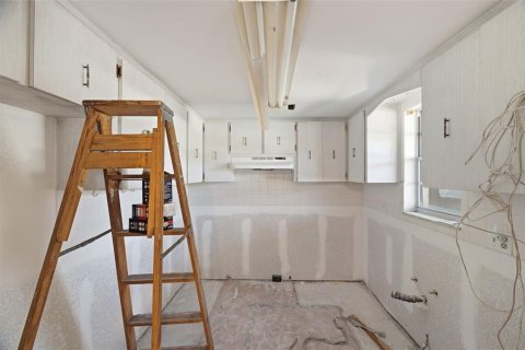 Купить кондоминиум в Нью-Порт-Ричи, Флорида 4 комнаты, 75.81м2, № 2165577 - фото 6
