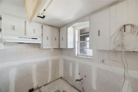 Купить кондоминиум в Нью-Порт-Ричи, Флорида 4 комнаты, 75.81м2, № 2165577 - фото 7