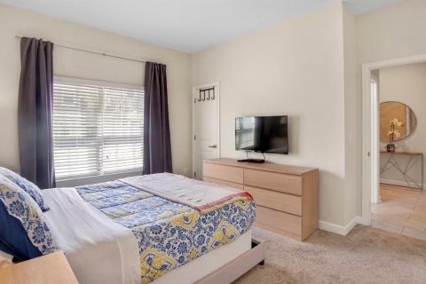 Touwnhouse à vendre à Kissimmee, Floride: 4 chambres, 177.81 m2 № 2380950 - photo 15