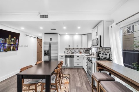 Condominio en venta en Miami, Florida, 2 dormitorios, 100.71 m2 № 1768414 - foto 4