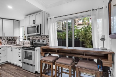 Condominio en venta en Miami, Florida, 2 dormitorios, 100.71 m2 № 1768414 - foto 5